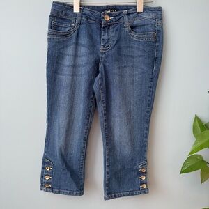 LEI Sterling Capri Low Rise Jeans. Junior Size 9